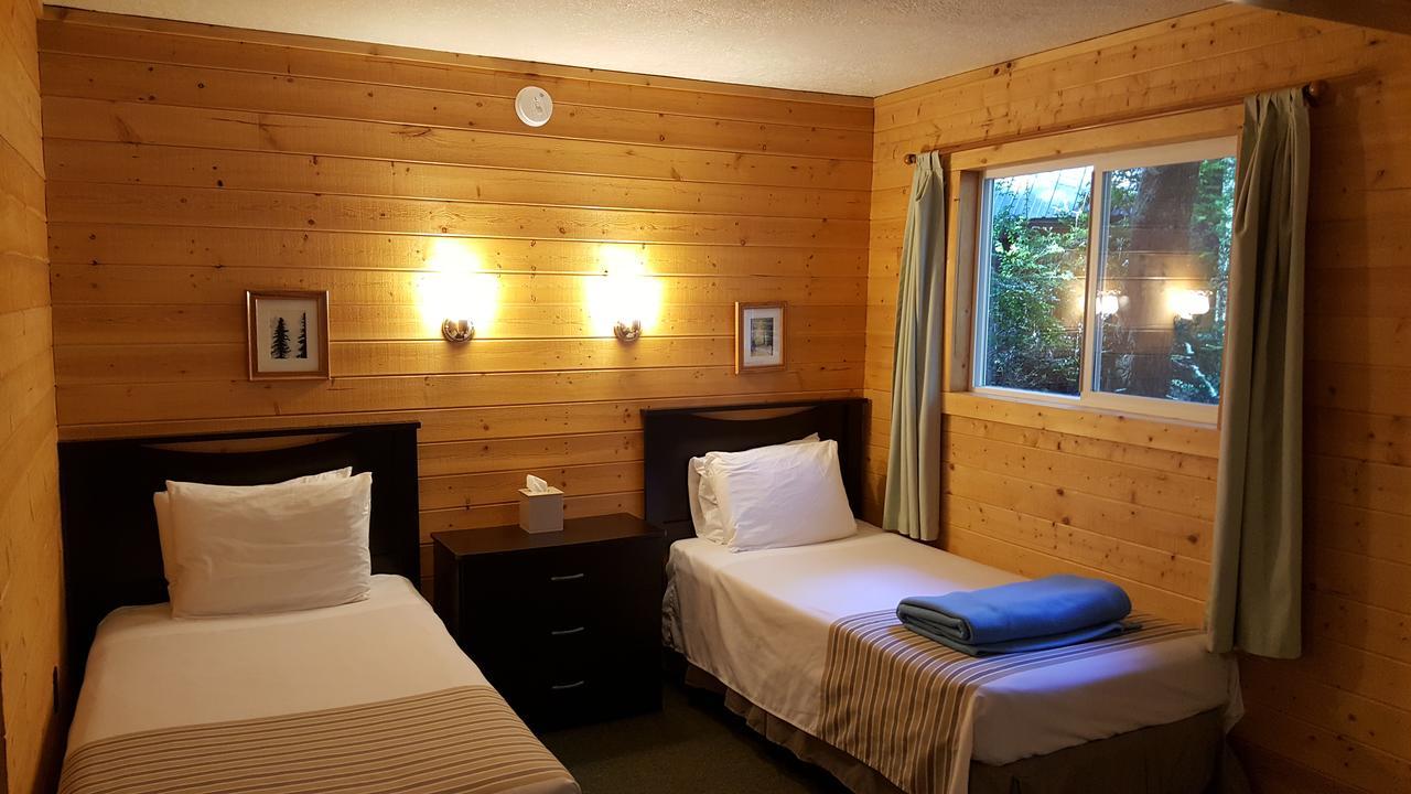 Emerald Forest Cabins Trinidad Eksteriør bilde