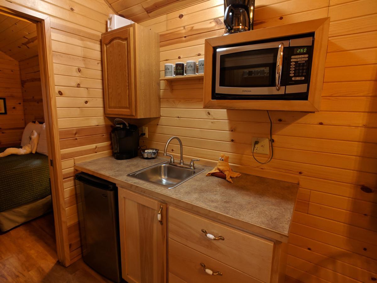 Emerald Forest Cabins Trinidad Eksteriør bilde